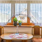 Gorski Palacyk Kompleks Obiektow Bed and Breakfast 4*