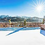 Gorski Palacyk Kompleks Obiektow Bed & Breakfast 4*