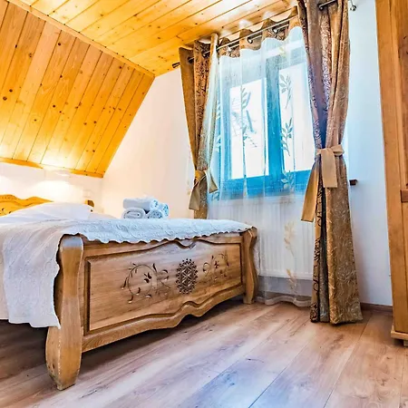 Górski Pałacyk Kompleks Obiektów Bed and breakfast