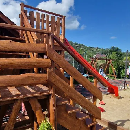Bed & Breakfast Gorski Palacyk Kompleks Obiektow 3*