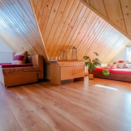 Gorski Palacyk Kompleks Obiektow Bed & Breakfast 4*