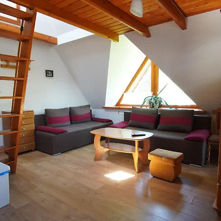 Bed & Breakfast Gorski Palacyk Kompleks Obiektow