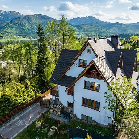 Gorski Palacyk Kompleks Obiektow