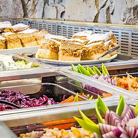 Gorski Palacyk Kompleks Obiektow