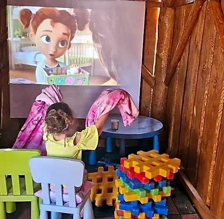 לינה וארוחת בוקר Gorski Palacyk Kompleks Obiektow קושצ'ליסקו