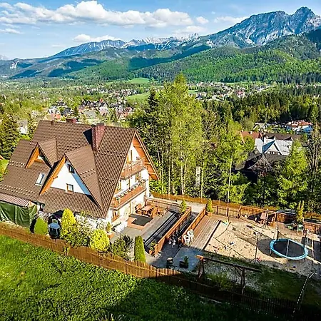 Gorski Palacyk Kompleks Obiektow